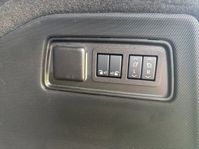 2025 Cadillac Escalade ESV Premium Luxury