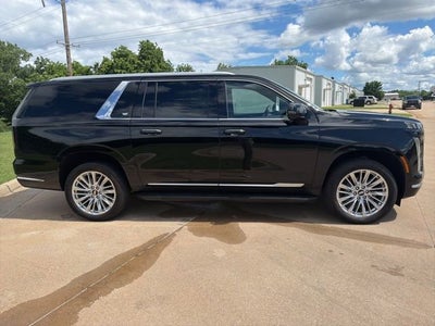 2025 Cadillac Escalade ESV Premium Luxury