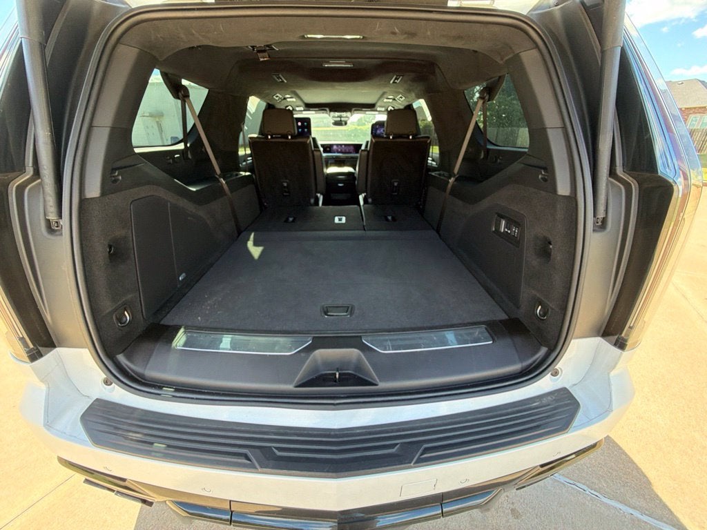 2025 Cadillac Escalade ESV Escalade-V ESV