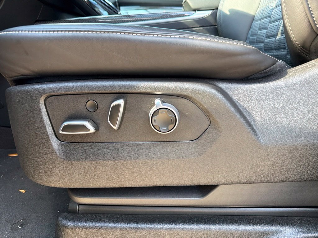 2025 Cadillac Escalade ESV Escalade-V ESV