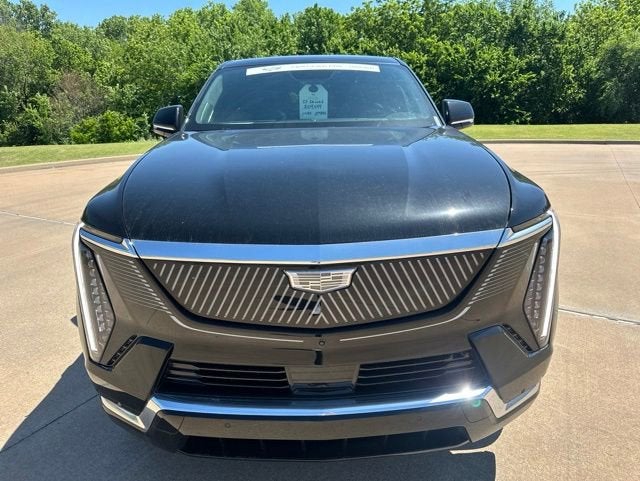 2025 Cadillac ESCALADE IQ Luxury 2