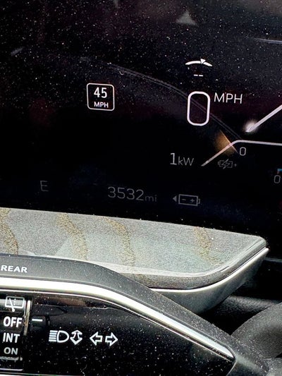 2025 Cadillac ESCALADE IQ Luxury 2