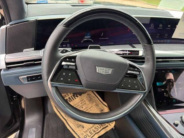 2025 Cadillac ESCALADE IQ Luxury 2