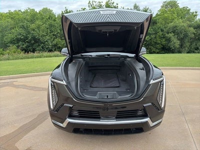 2025 Cadillac ESCALADE IQ Luxury 2