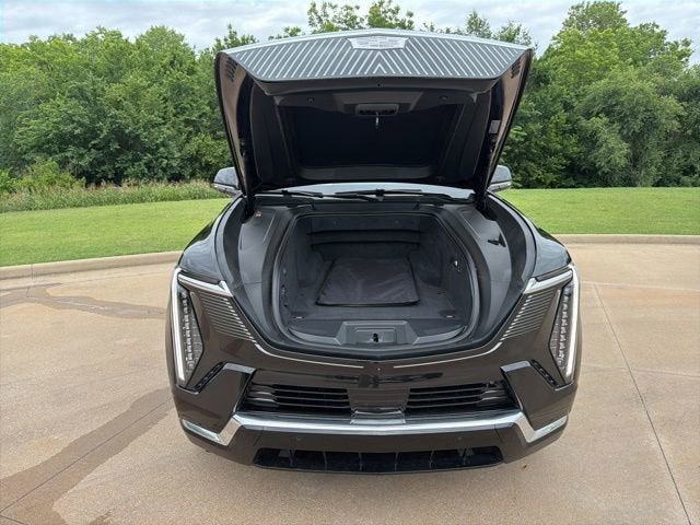 2025 Cadillac ESCALADE IQ Luxury 2