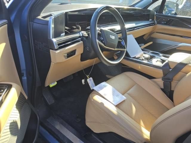 2025 Cadillac ESCALADE IQ Luxury 2