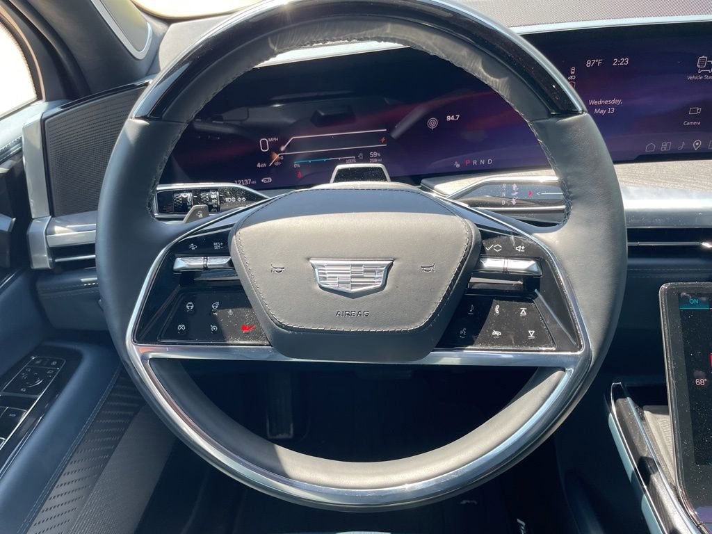 2025 Cadillac ESCALADE IQ Luxury 2