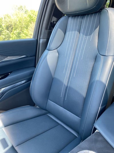 2025 Cadillac ESCALADE IQ Luxury 2