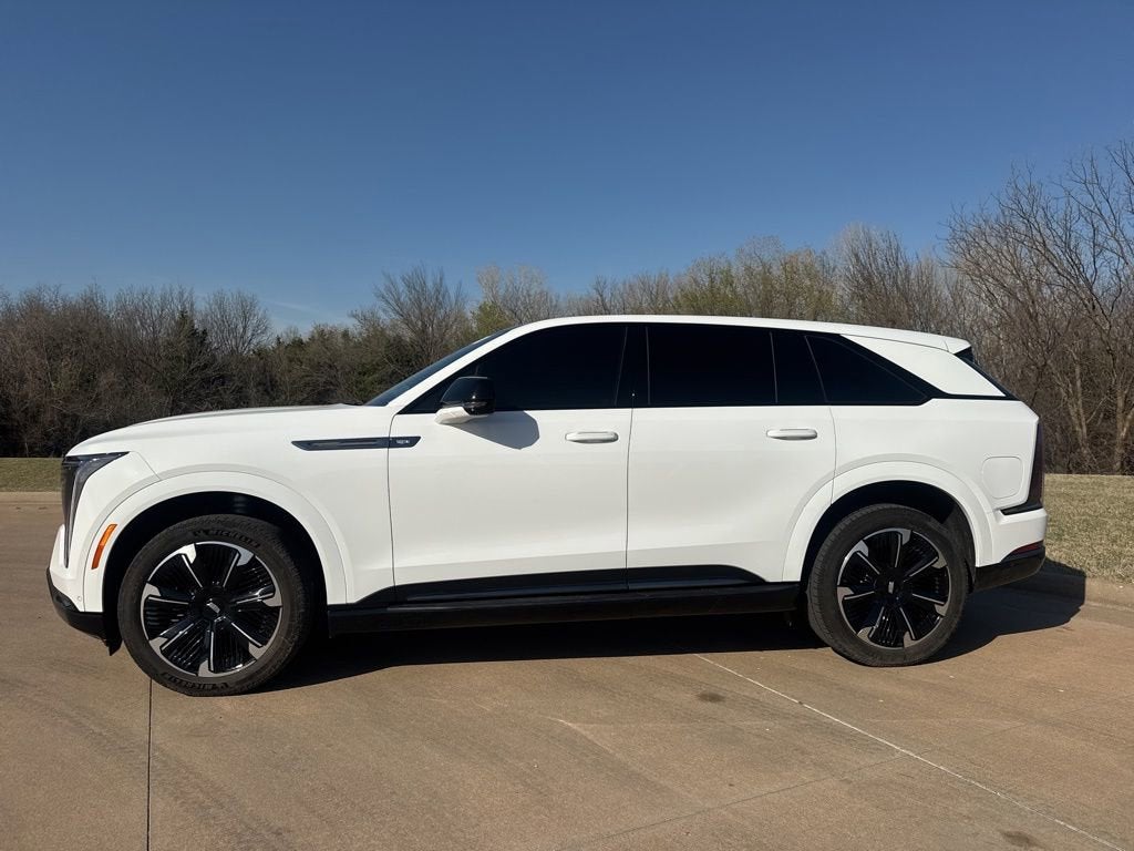 2025 Cadillac ESCALADE IQ Sport 1