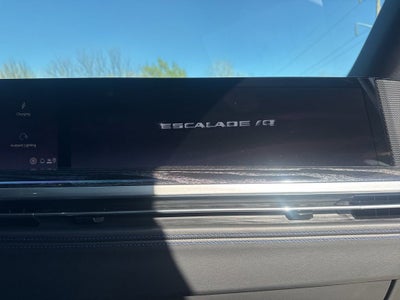 2025 Cadillac ESCALADE IQ Sport 1