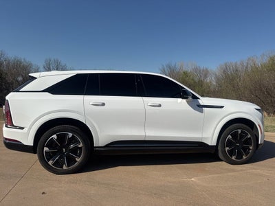 2025 Cadillac ESCALADE IQ Sport 1