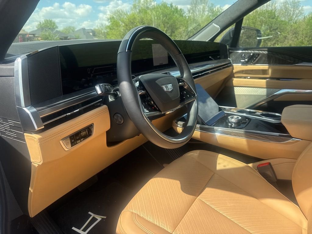 2025 Cadillac ESCALADE IQ Sport 2