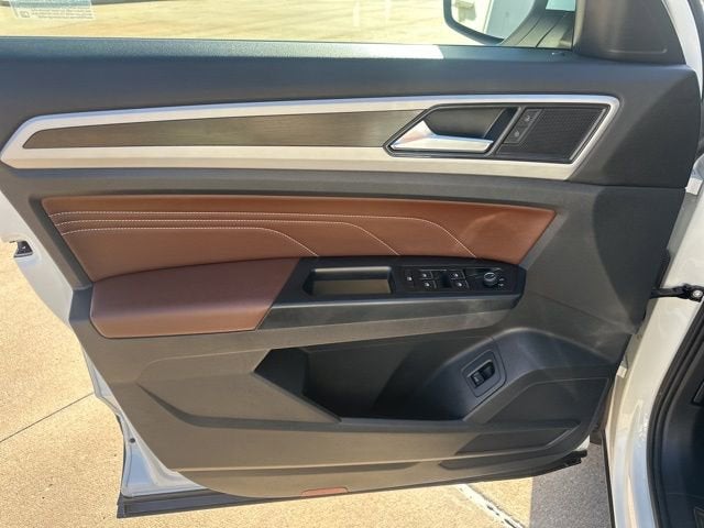 2021 Volkswagen Atlas 2.0T SE w/Technology