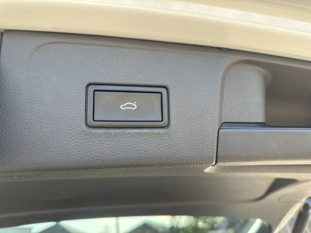 2021 Volkswagen Atlas 2.0T SE w/Technology