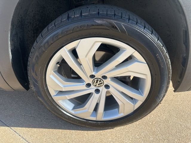 2021 Volkswagen Atlas 2.0T SE w/Technology