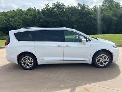 2021 Chrysler Pacifica Limited