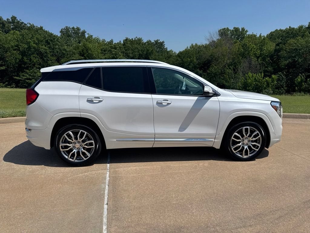 2023 GMC Terrain Denali