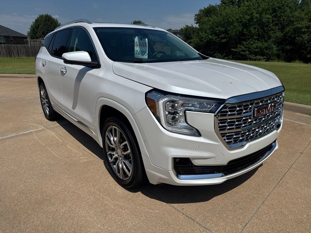 2023 GMC Terrain Denali