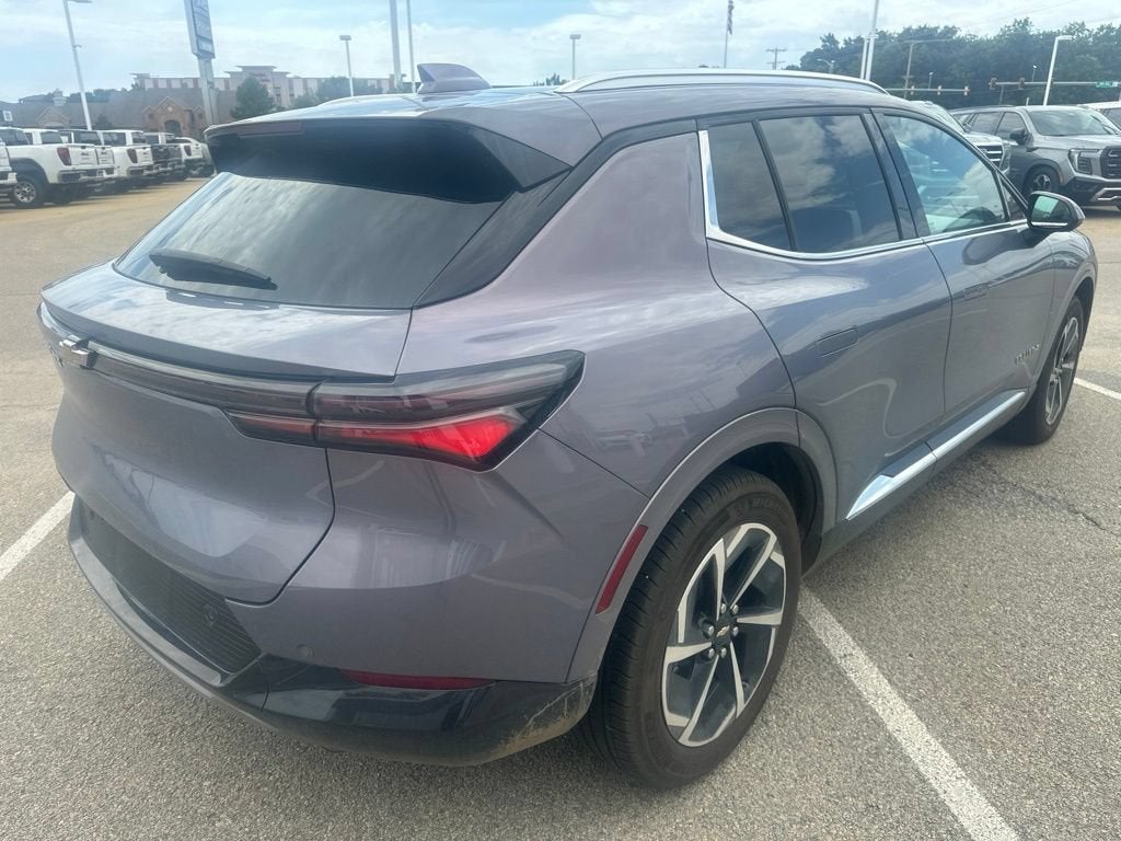 2025 Chevrolet Equinox EV LT