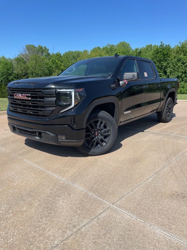 2025 GMC Sierra 4WD Crew Cab Std Box Elevation 3VL's photo