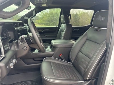 2025 GMC Sierra 1500 AT4X