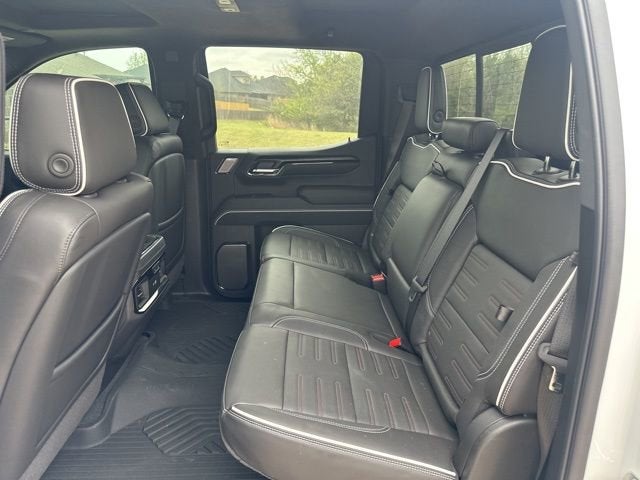 2025 GMC Sierra 1500 AT4X