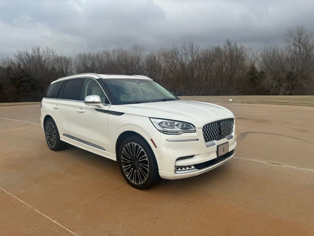 2022 Lincoln Aviator Black Label