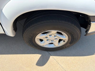 2002 Toyota Tundra SR5