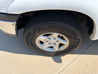 2002 Toyota Tundra SR5