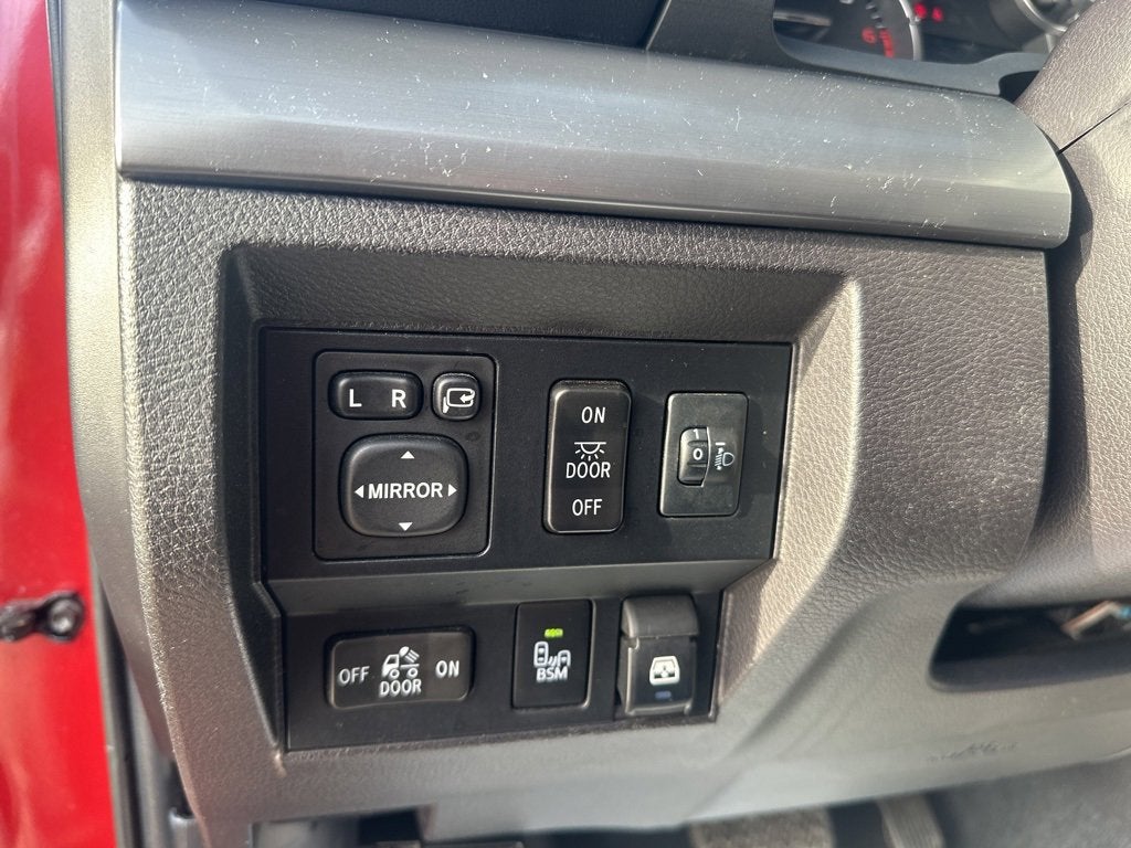 2015 Toyota Tundra 4WD Truck Platinum