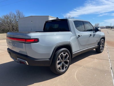 2025 RIVIAN R1T Adventure