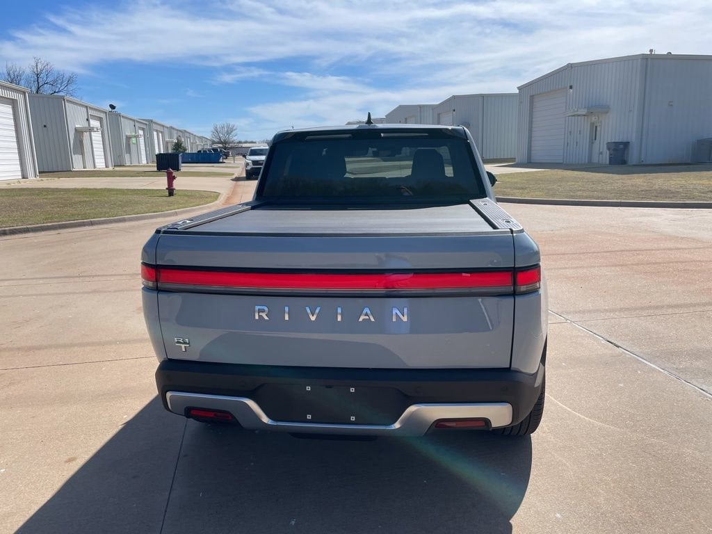 2025 RIVIAN R1T Adventure