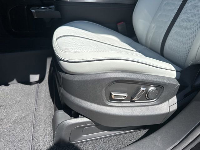 2025 RIVIAN R1S Adventure