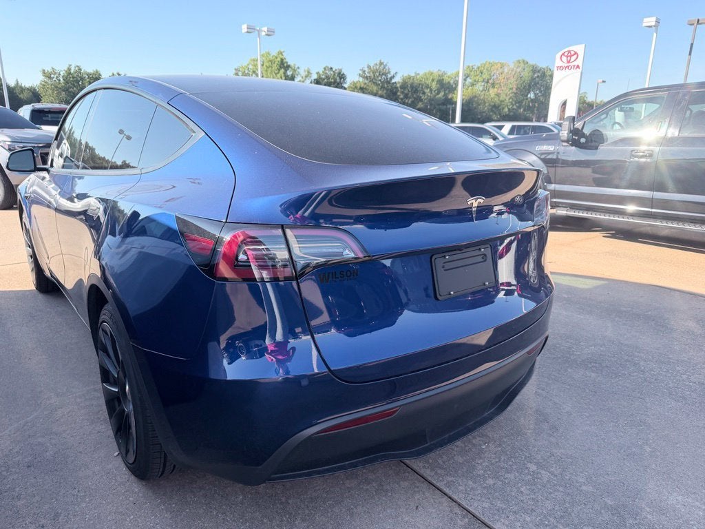 2024 Tesla Model Y Base