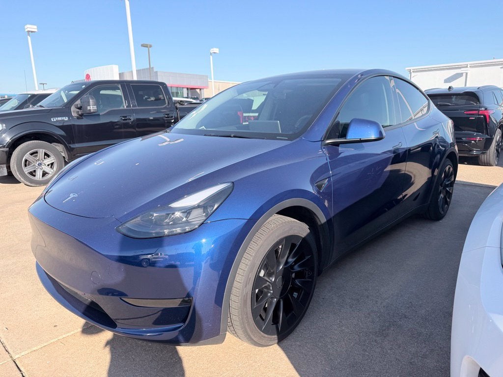 2024 Tesla Model Y Base