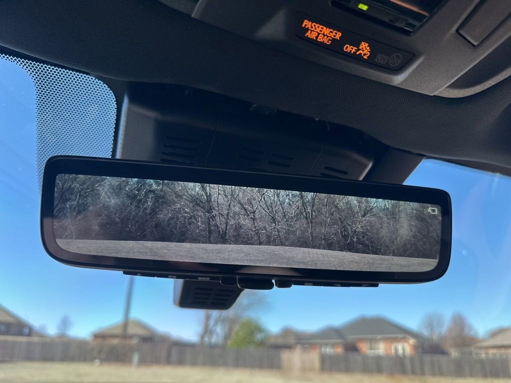 2025 Toyota Crown Signia XLE