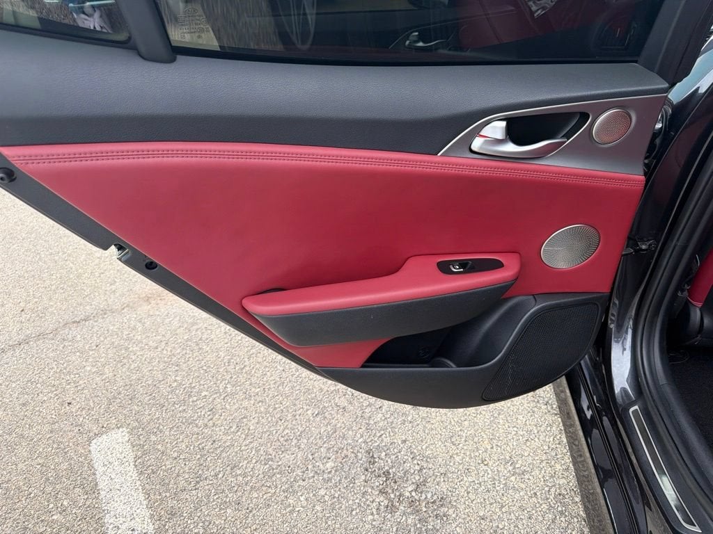 2021 Kia Stinger GT1
