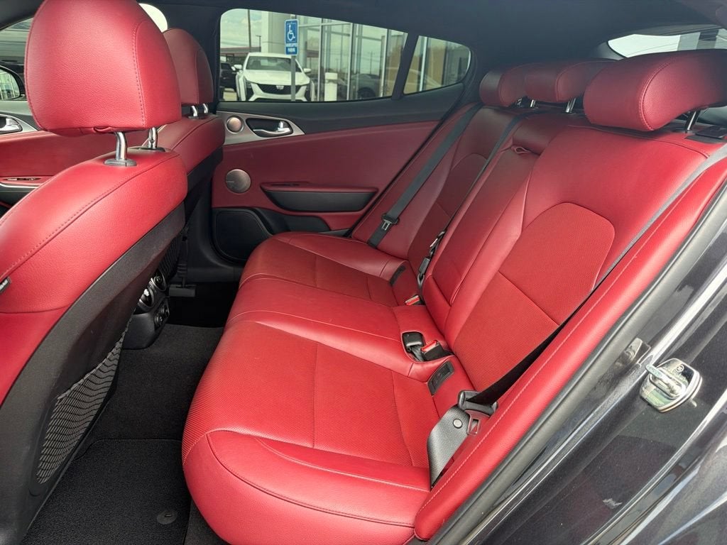 2021 Kia Stinger GT1