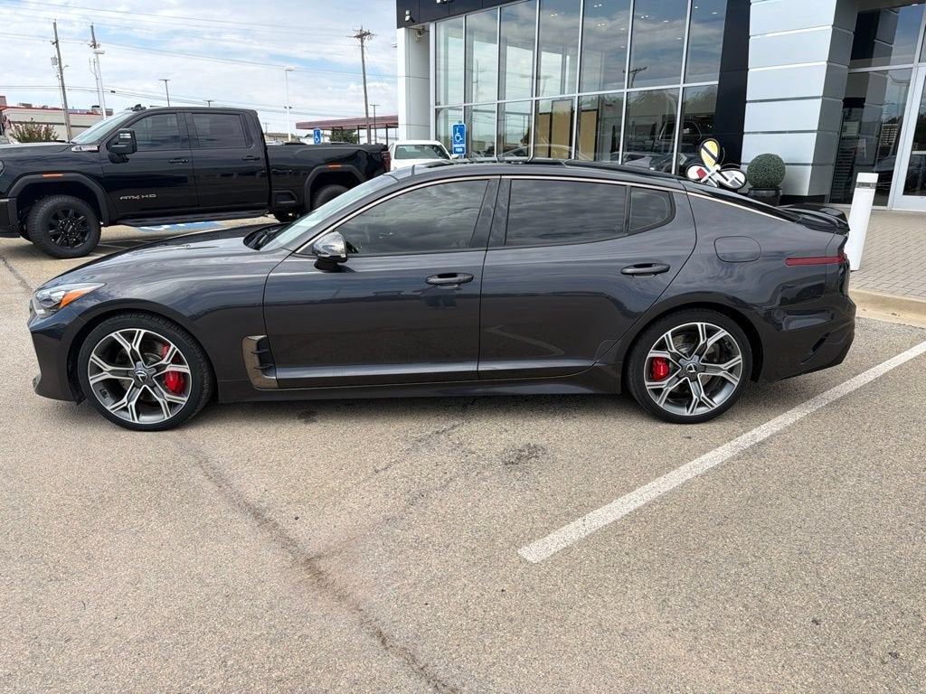 2021 Kia Stinger GT1