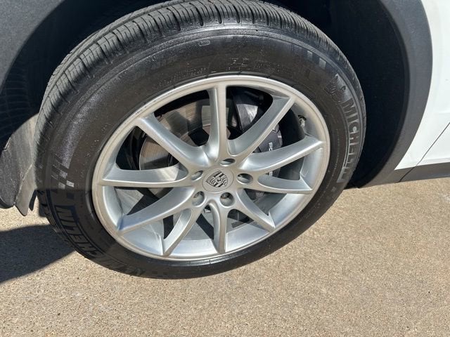 2020 Porsche Cayenne Base