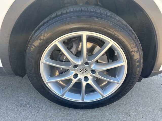 2020 Porsche Cayenne Base