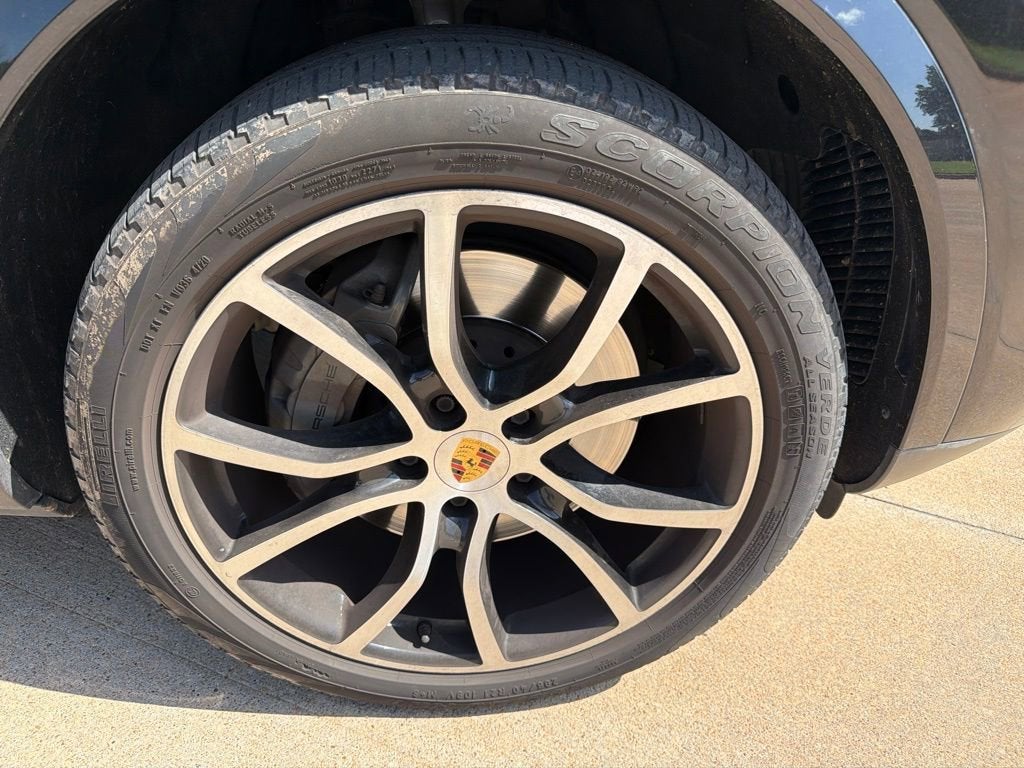 2020 Porsche Cayenne S