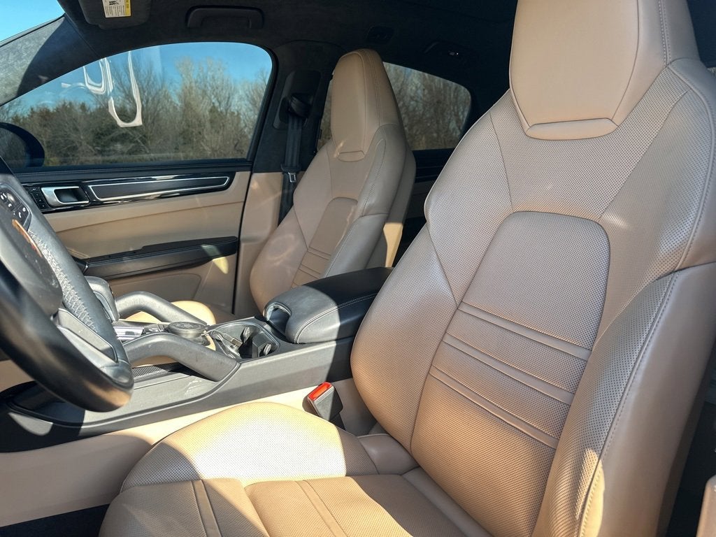 2021 Porsche Cayenne GTS