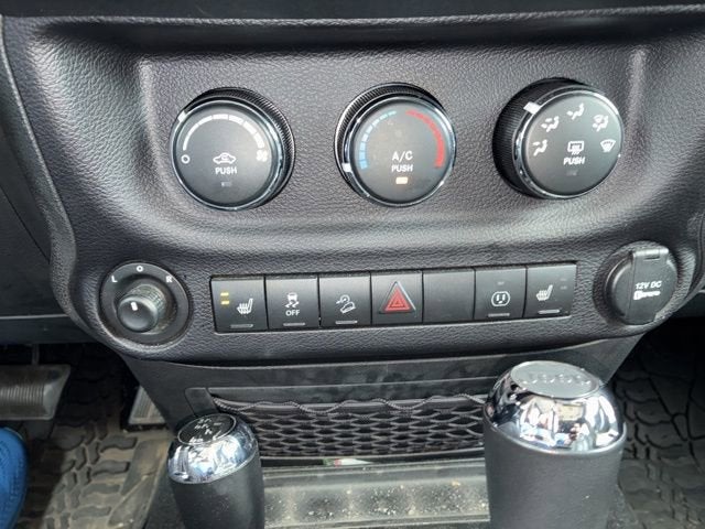 2018 Jeep Wrangler JK Sahara