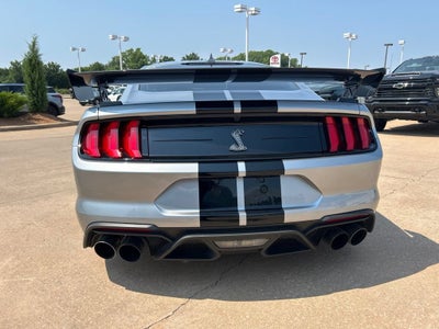 2020 Ford MUSTANG Base
