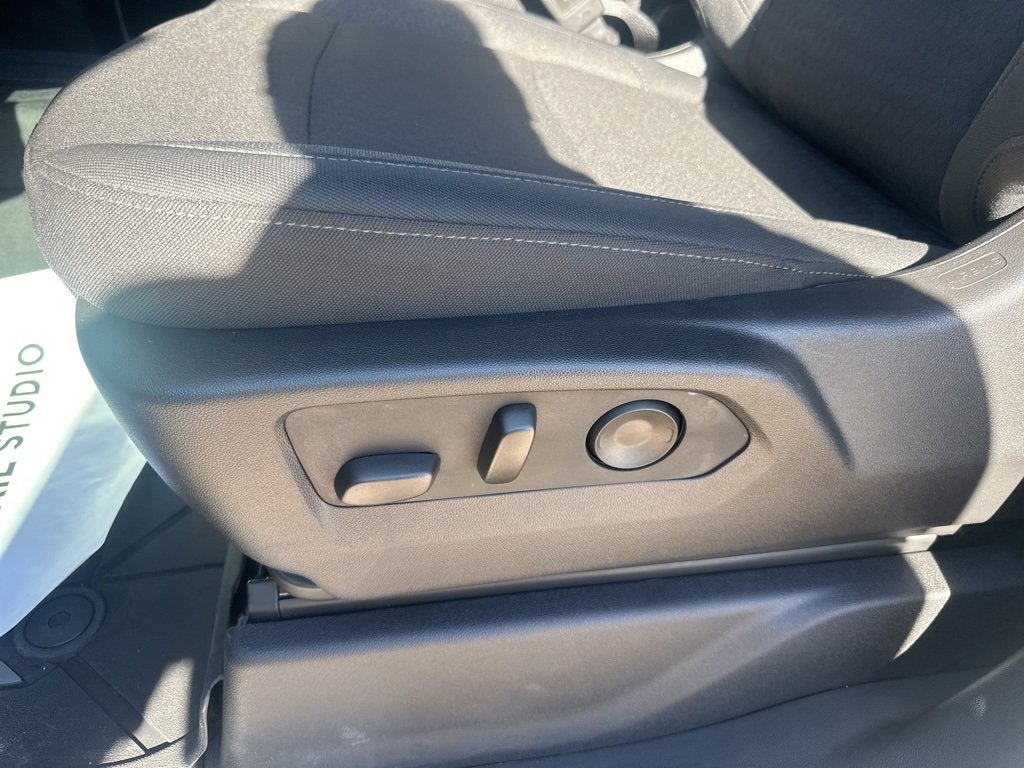 2025 Chevrolet Silverado 3500 HD Chassis Cab LT