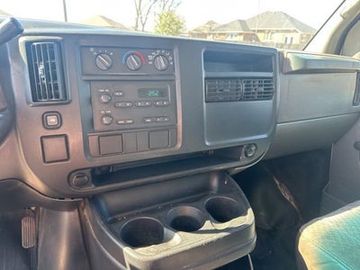 2004 Chevrolet Express Commercial Cutaway C7L