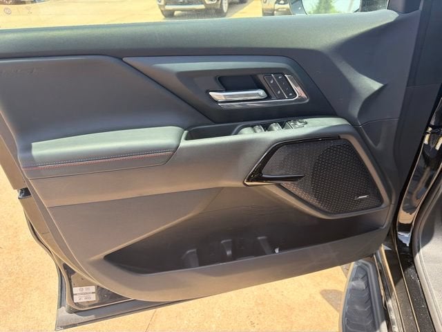 2025 Chevrolet Silverado EV RST - Max Range