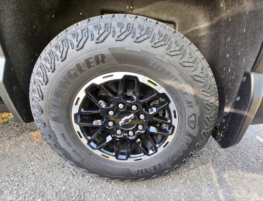 2026 Chevrolet Silverado EV Trail Boss - Extended Range