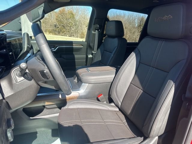 2026 Chevrolet Silverado 3500 HD High Country DRW